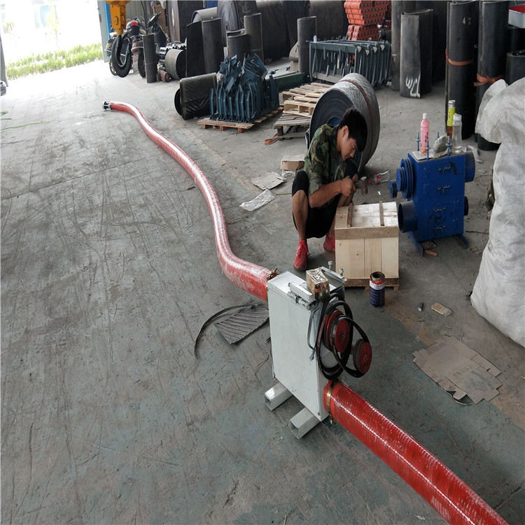 加長輸送機(jī)